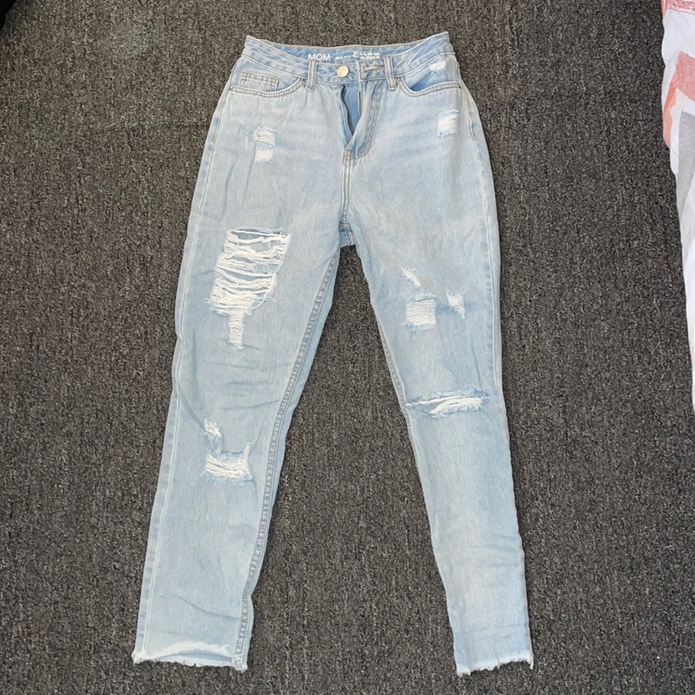 High waist distressed mom jeans